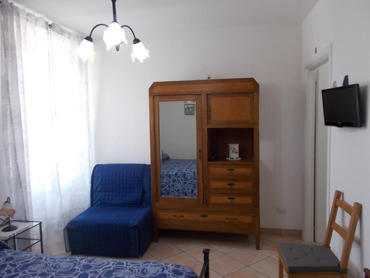 B&B Zia Lina Dongo Buitenkant foto